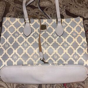 Dooney & Bourke Richmond purse
